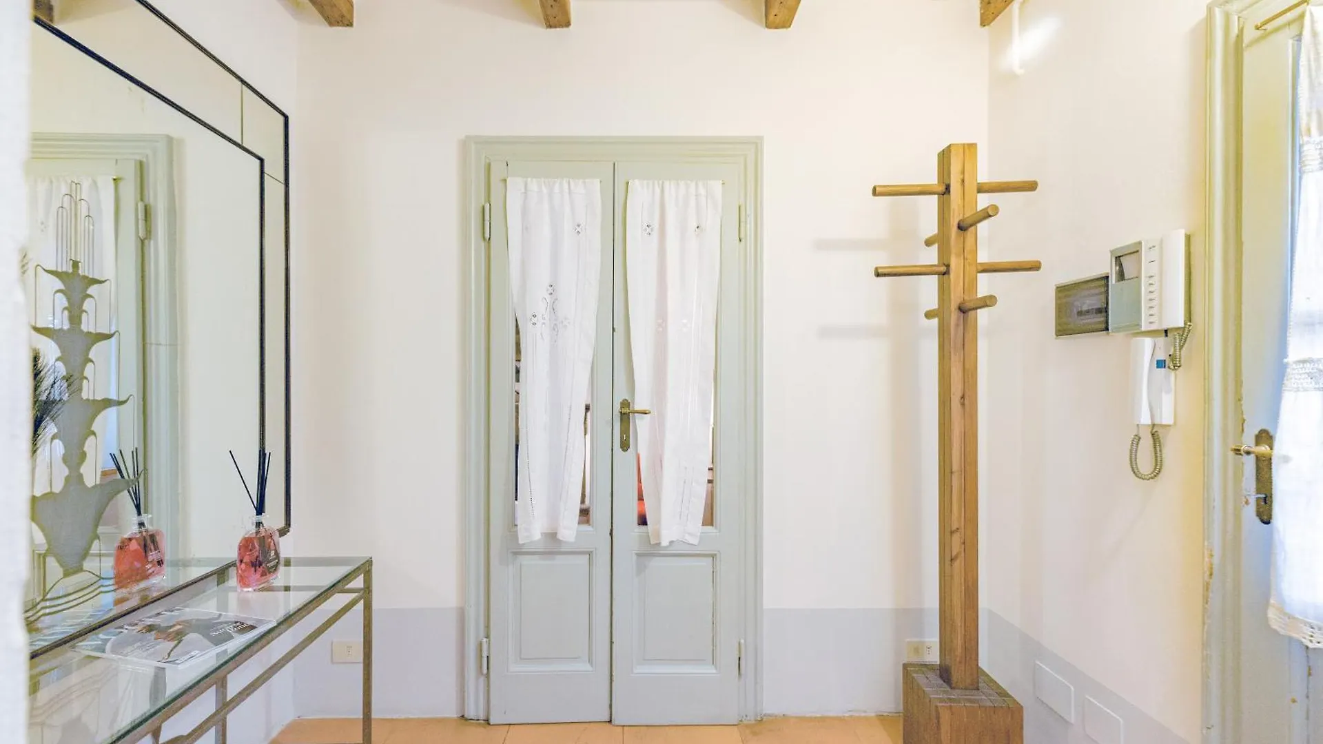 דירות מילאנו Luxury Naviglio House - 10 Min Cathedral
