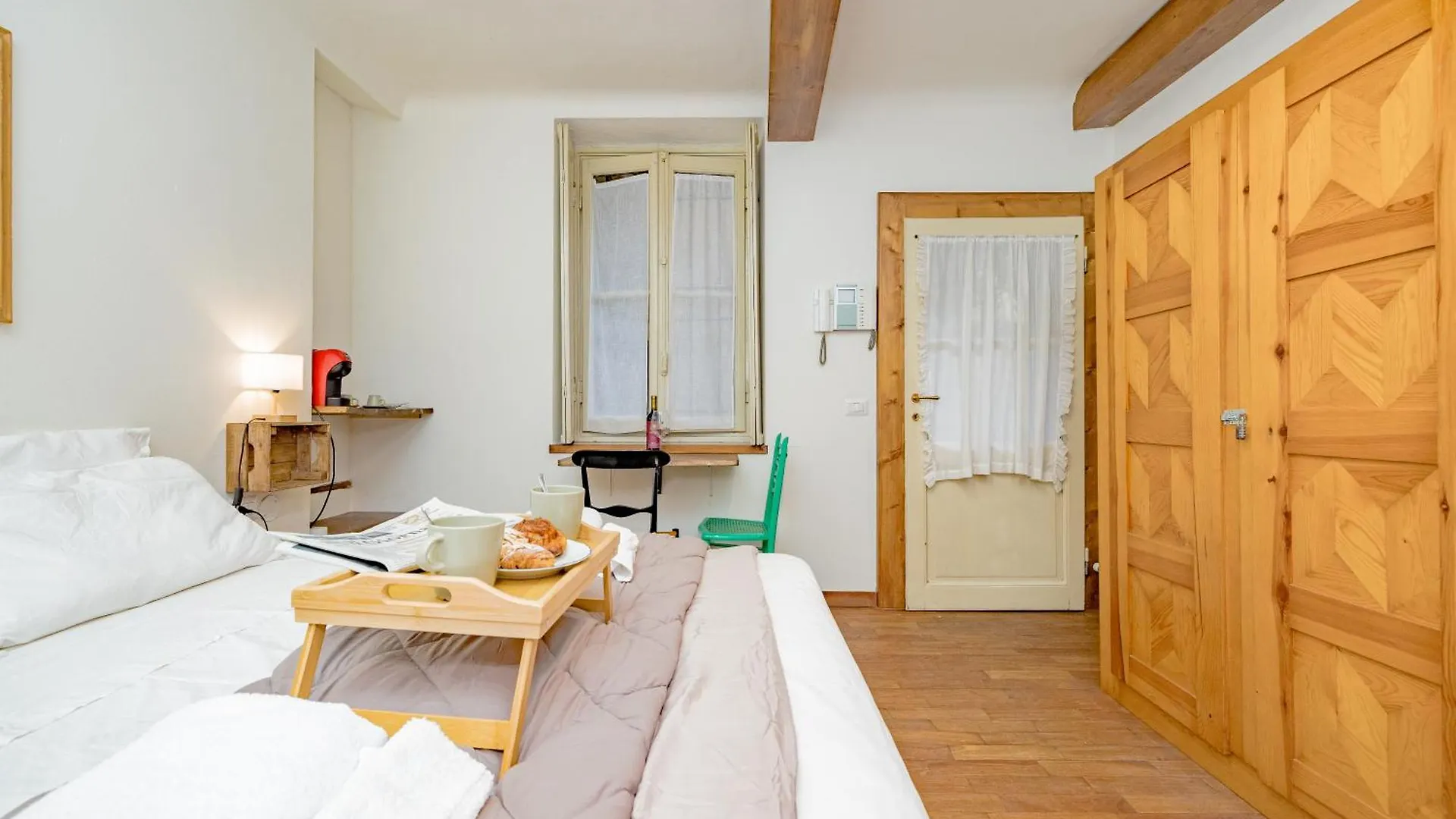 דירות מילאנו Luxury Naviglio House - 10 Min Cathedral איטליה